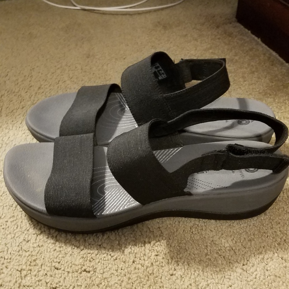 Like new Womens sz 10 Clarks Cloud Stepper Sandals